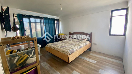 Venta Casa Esquina De 2 Pisos Y Mini Dpto En Cerro Navia