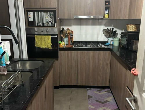 Casa En Venta De 4 Dorm. En Concepción