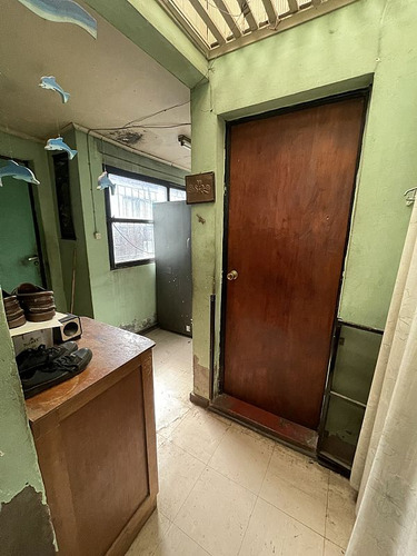 Oportunidad De Inversión Casa Amplia Con Local Comercial.