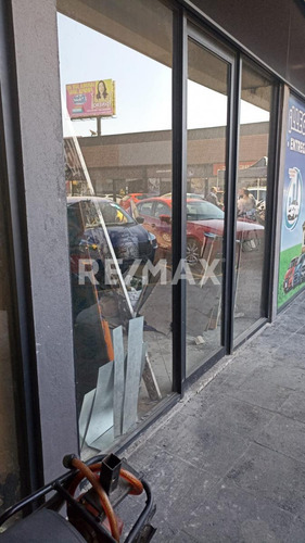 Local En Renta En Plaza Comercial Av. Tecnologico, Metepec Estado De Mexico