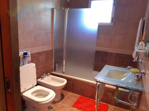 Venta De Impecable Casa En La Lonja Pilar 4amb Pileta 600m