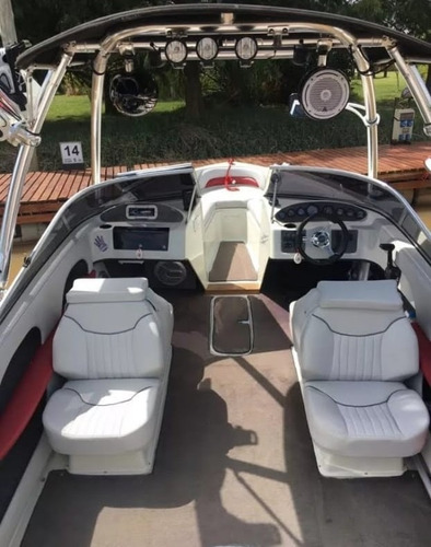 Bermuda Twenty One Motor Volvo Equipada Para Wakeboard