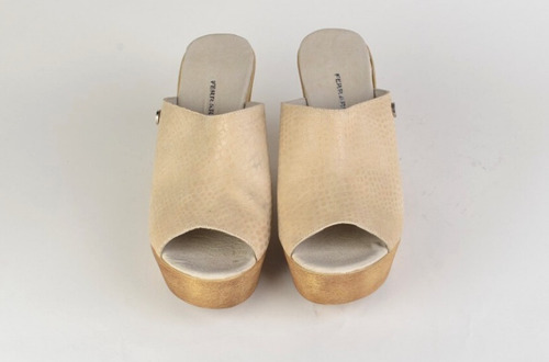 Imagen 7 de 7 de Zuecos Zapatos De Mujer - Amber - Ferraro