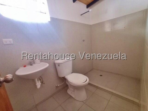 Rent-a-house Vende Amplio Nave Industrial, El Limón, Maracay, Estado Aragua, 25-11260 Gf.