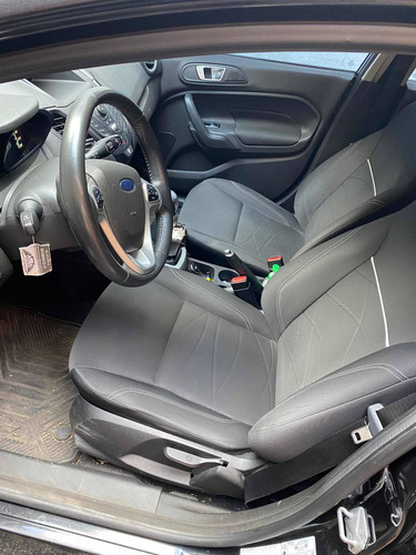 Ford Fiesta Kinetic Design 1.6 Sedan S Plus 120cv 2013