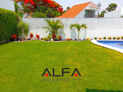 Super Casa En Venta, En Lomas De Cocoyoc