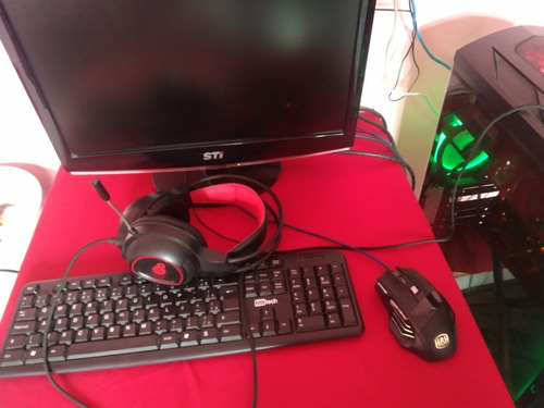 Pc Gamer Completo (usado) Amdryzen3 2200g, 2x8gb2666mhz Ddr4
