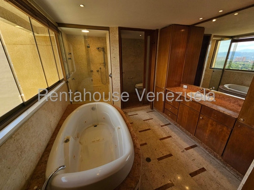 Apartamento En Venta Los Chorros