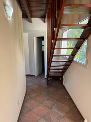 Casa En Venta - 3 Dormitorios 2 Baños - 1000mts2 - Haras Del Sur I