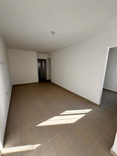 Departamento En Venta 2 Dorm. Con Patio