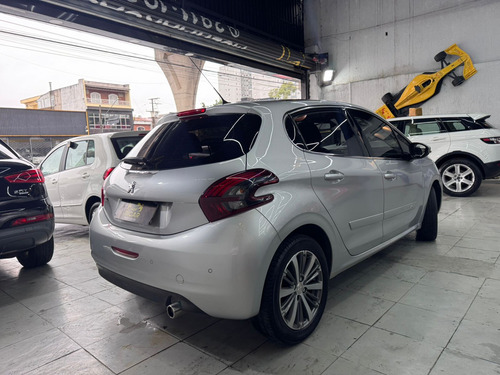 Peugeot 208 208 1.6 16V Griffe (Flex) (Aut)