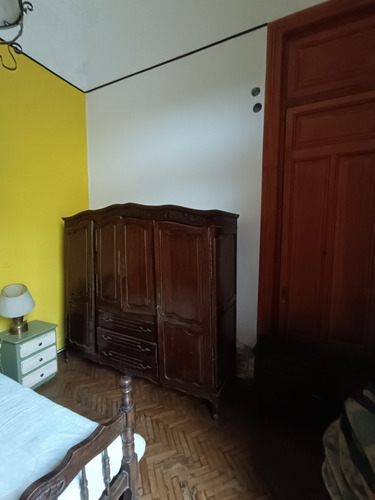 Casa +5 Dormitorios Con Garaje, Cochera Y Fondo