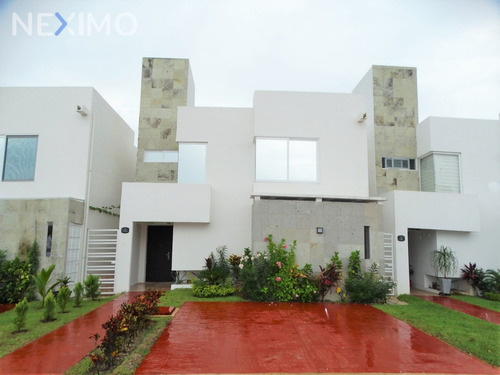 Imagen 2 de 28 de Casa En Renta Izamal Residencial, Polígono Sur, Cancún