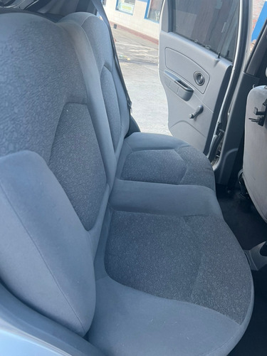 Imagen 10 de 14 de Chevrolet Spark Sincronico