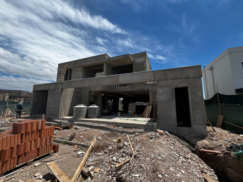 Venta Casa En Barrio Rincon De Viamonte - Luján