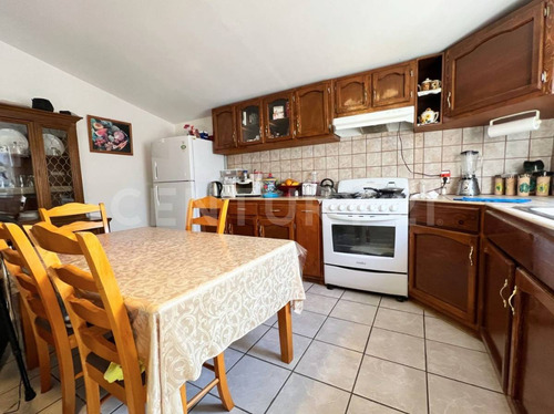 Rcv-1412 Casa En Venta 1 Piso Col. Crosthwhite Rosarito