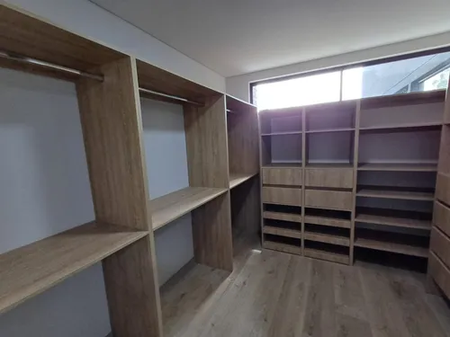 Apartamento En Venta En El Poblado - Sector El Tesoro. Cod V16786