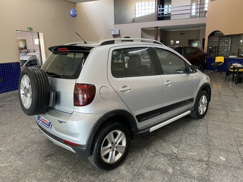 Imagem 5 de 9 de Crossfox 1.6 Mi Flex 8v 4p Manual