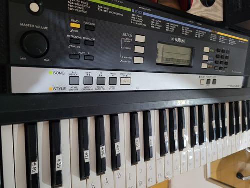 Organo Yamaha E243 En Excelente Estado Y Funcionamiento