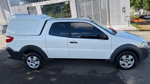 Fiat Strada 1.4 Hard Working Cab. Dupla Flex 3p