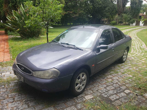 Ford Mondeo Ghia