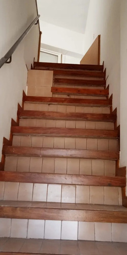 Departamento 2 Amb Primer Piso Al Frente Con Patio Propio