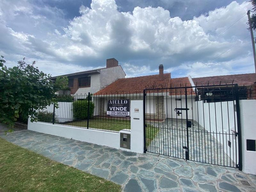 Imagen 22 de 26 de Chalet 3 Amb Con Dependencia. Parque Luro