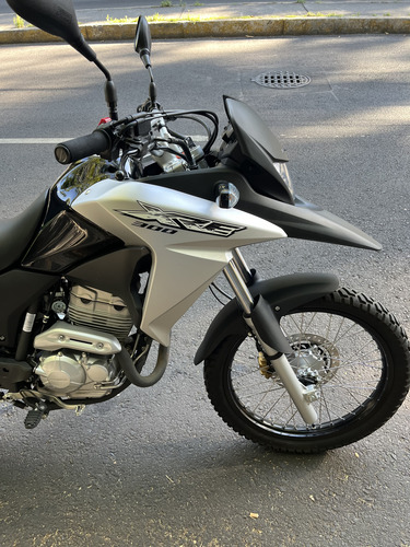 Honda Xre 300. 2023. Excelentes Cond. Único Dueño. Serv Agen