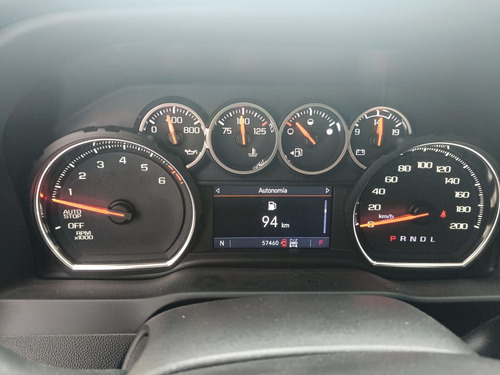 Chevrolet Cheyenne 5.3 V8 RST Doble Cabina 4x4 At