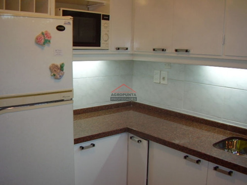 Casa En Rincón Del Indio, 3 Dormitorios *- Ref: 3106