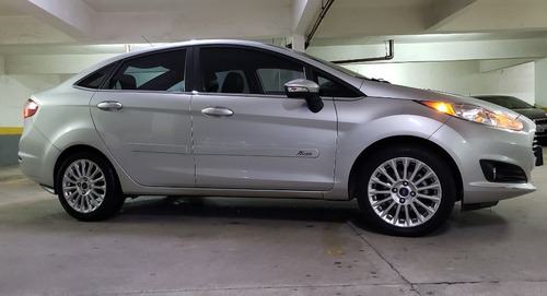 Ford New Fiesta Sedan 2015 1.6 Titanium Flex Powershift