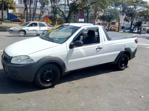 Fiat Strada Cabine Simples 2015 S/ Entrada