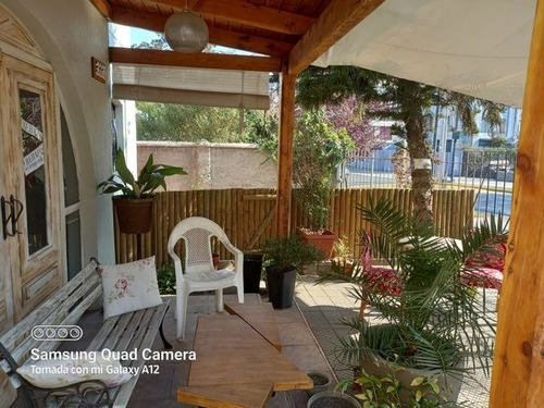 Casa En Simón Bolívar / Holanda