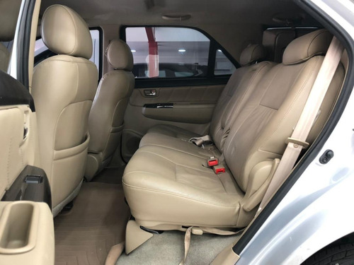 Imagen 5 de 7 de Toyota Fortuner