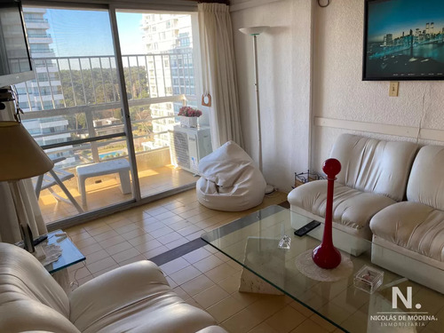 Apartamento En Cantegril - Punta Del Este