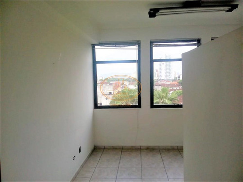 Sala Comercial Localizado(a) No Bairro Vila Mathias Em Santos / Santos - 6744