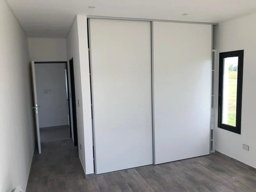 Imagen 30 de 30 de Magnifica Casa En Venta De 4 Ambientes En Barrio Santa Inés - Canning