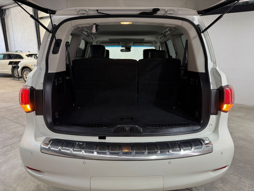 Infiniti QX80 5.6l Perfection 8 Pasajeros At