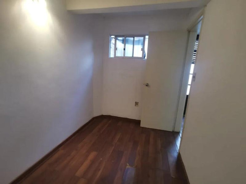 Apartamento - Parque Batlle. 2 Dormitorios Y Patio