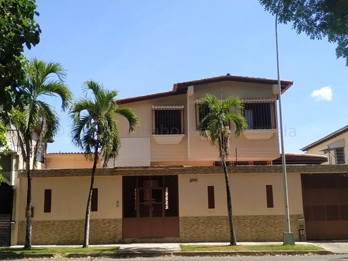 Casa En Venta Ubicada En Prebo I Valencia Carabobo 22-14466, Eloisa Mejia