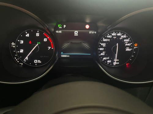 Alfa Romeo Stelvio 2.0L L4 Turbo Veloce Awd