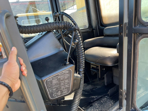 Imagen 8 de 13 de Motoconformadora John Deere 570a