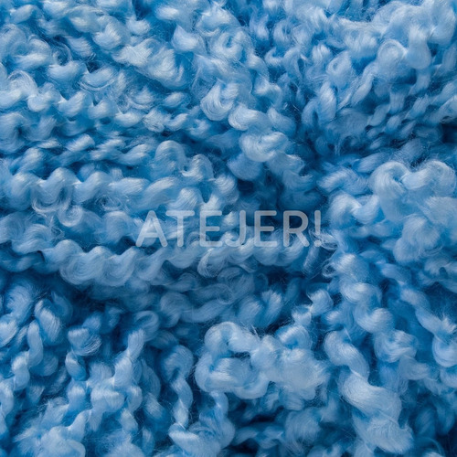 Imagen 2 de 4 de Lanas Corderito Acrílica Boucle Madejas X 150 Gs Aprox