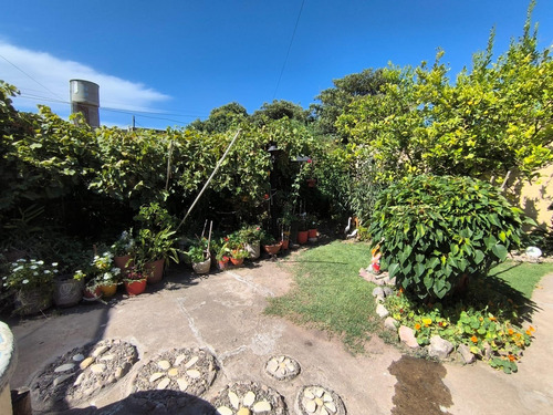 Casa En Remedios De Escalada