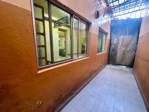 Se Alquila Local Comercial Con Fondo De Comercio!!. (villa Lugano)