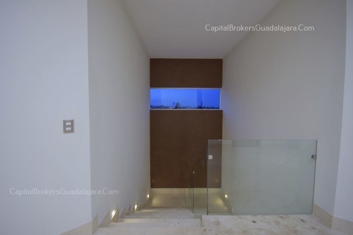 Casa En Venta De Lujo En Bosque De Los Lagos
