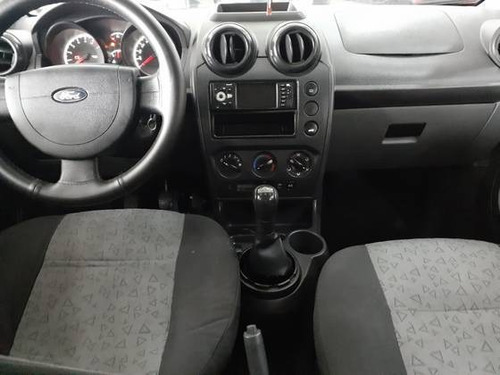 Ford Fiesta 1.0 Mpi Sedan 8v Flex 4p Manual