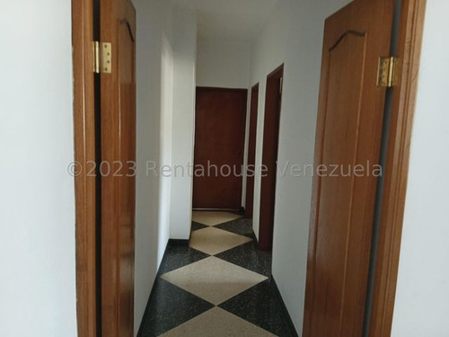 Te Lo Tengo Apartamento En Venta En Los Chaguaramos 23-22558 Mar