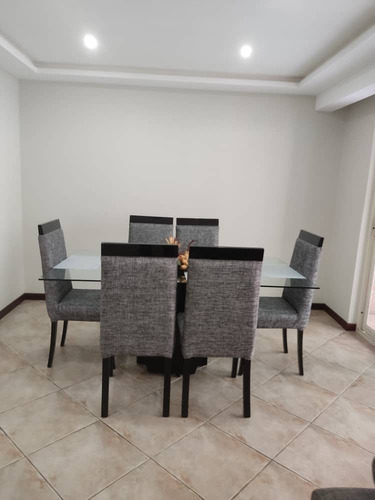 Town House En Altos De Guataparo Conjunto Vistalago. Minerva K