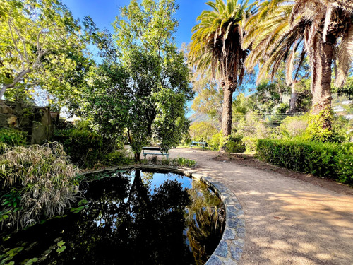 Interesante Casa En Venta En Zapallar Con Mucho Potencial